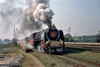 Palace on Wheels locomotives in Delhi in October 1994