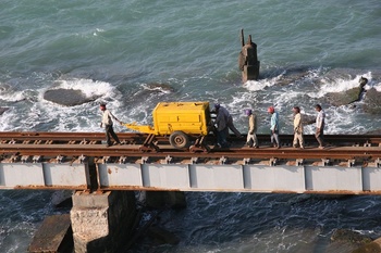 Pamban viaduct with BG