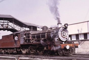 492
