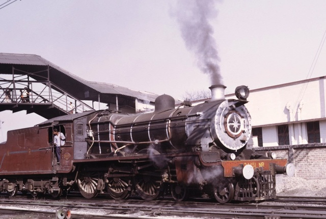 492