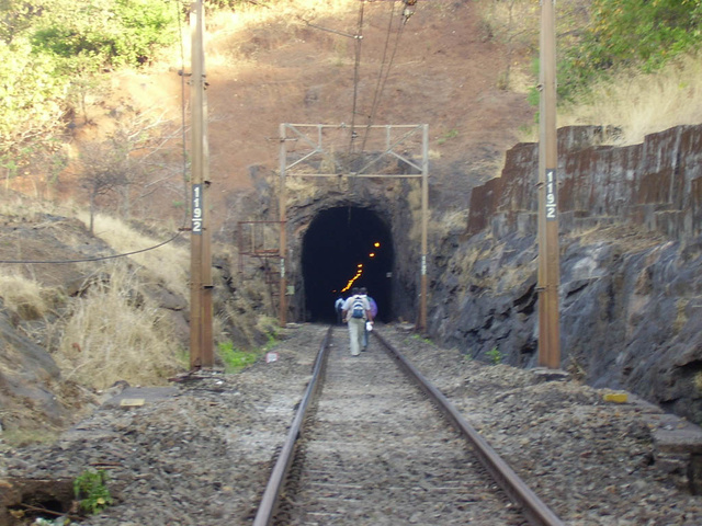 mhc_tunnel.jpg