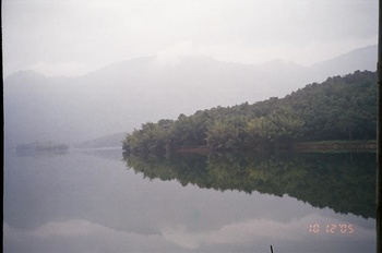 csft_parambikulam_dam_last_station_submerged_devan_varma2000_20051221