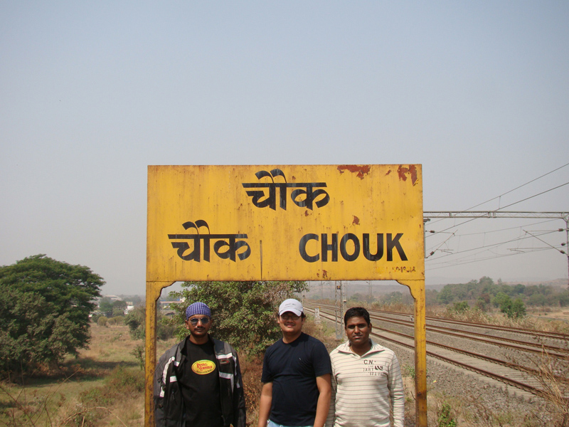 Railfans@Chowk stn