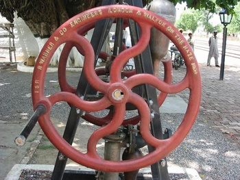 nwr_hand_pump_wheel_1901.jpg