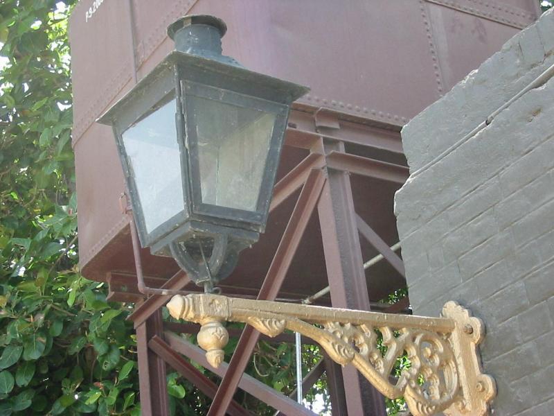 nwr_lamp_fixture.jpg