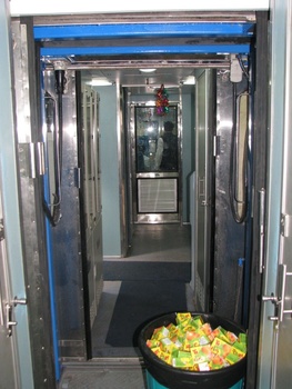 LHB_Vestibule