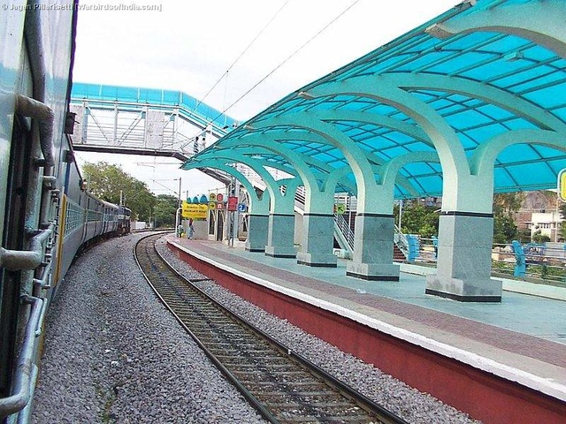 MMTS02.jpg