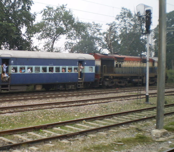 ET WDM-2 # 17737 with express train going towards BBK from FD (Dhirendra Maurya)