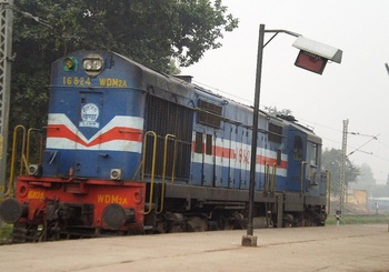 GD WDM-2A # 16824 at LJN (Dhirendra Maurya)