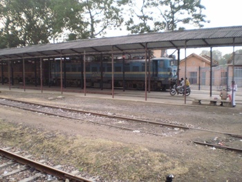 CNB WAG-7 # 27450 at SWM trip shed (Dhirendra Maurya)