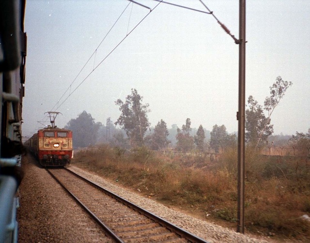 swaraj_WAP1_Kalka_Shatabdi.jpg