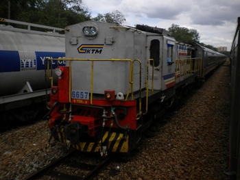 KTM YDM-4#6657 with an Ekspres from Johor Bahru