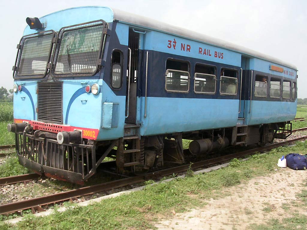 railbus_goindwal_001.jpg