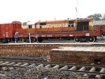 KZJ WDM-2 # 017278 at Wadi Jn. (891 x 670)