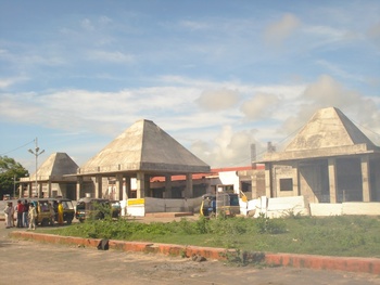 dwarka under constn
