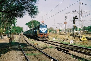 wdm2_17897_GoaExp_Pune_Apr03.jpg