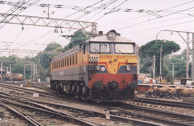 KYN21951_1June04.jpg