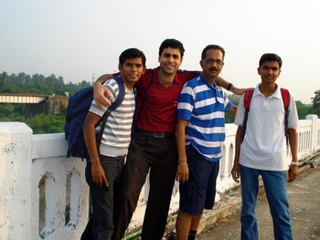 R DSC01906 - RAILFANS FROM L TO R- BHAVEEN, ARZAN, SHEKHAR RAGHVAN & CHITRARTH PARGHI