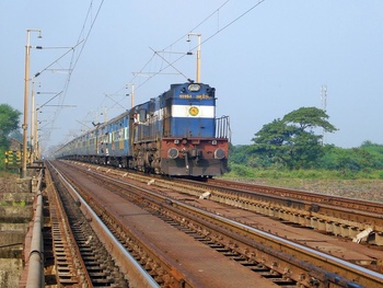 R DSC01835 - 6613 RJT-CBE EXPRESS - ED WDM 3D #11194 - AURANGA BRIDGE