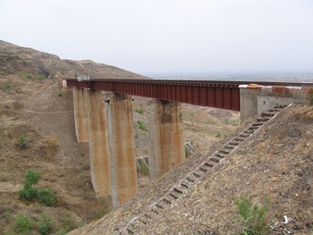 Viaduct1_SHIV_ALE_11june2005.jpg