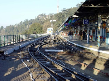 view_from_the_east_end_of_simla_station_ksr_vikas_9nov03.jpg