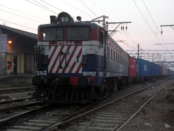 CNB_WAG7_27244_container.jpg