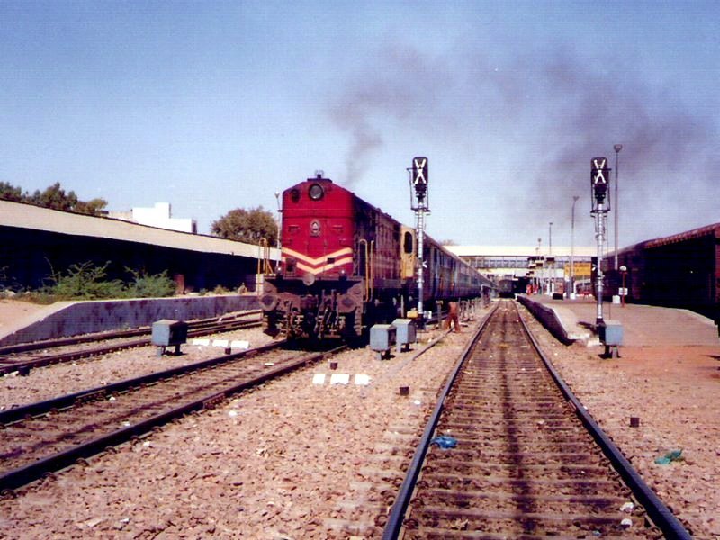 13An_ABR_WDM_2_departing_ajmer.jpg