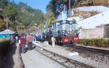 KSR_11_KalkaShimlaExp_Barog.jpg