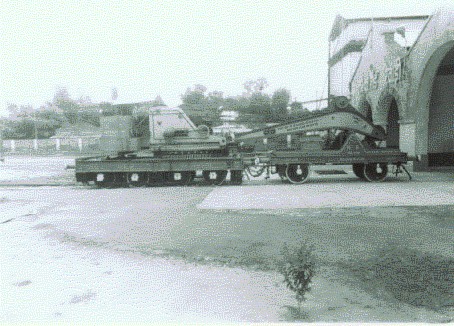 ransomes_rapier_steam_crane_1909_rewari_2003.jpg