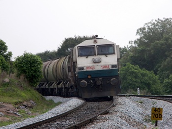 16.Another prize catch of the day UBL WDG4 12055 banks a long BTPN led by twin WDG3A's from GY.