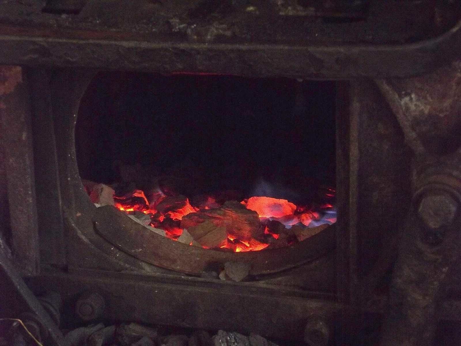 Red hot coal in all their glory in steam engine. Image taken by Deep Soni. (Arzan Kotv