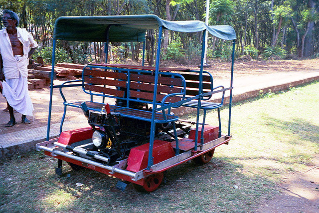 MGTrolley.jpg
