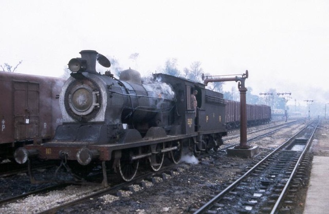 Shunter at Malakwal station