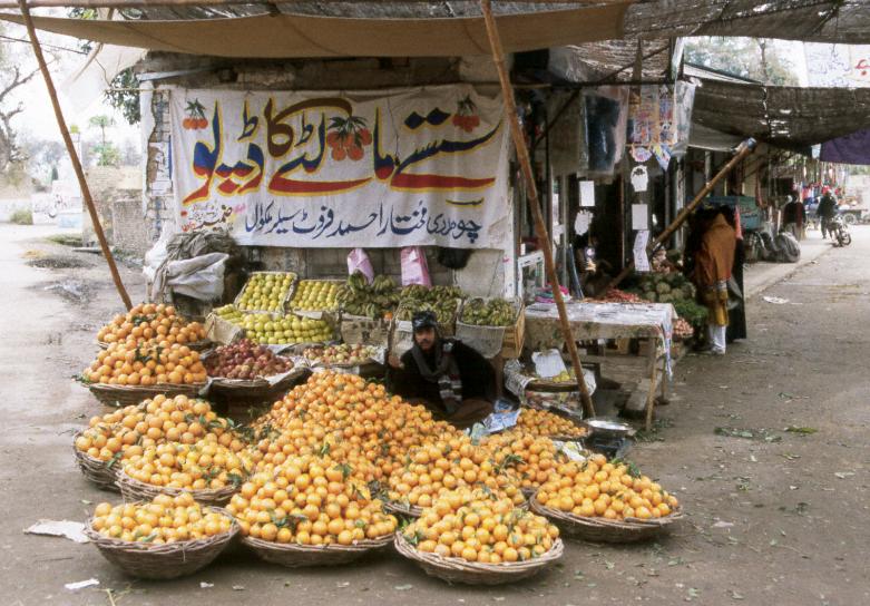 Malakwal, market