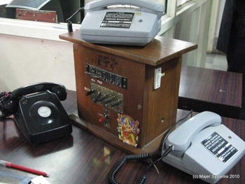 4wire_control_telephones_new_delhi_chris_2010