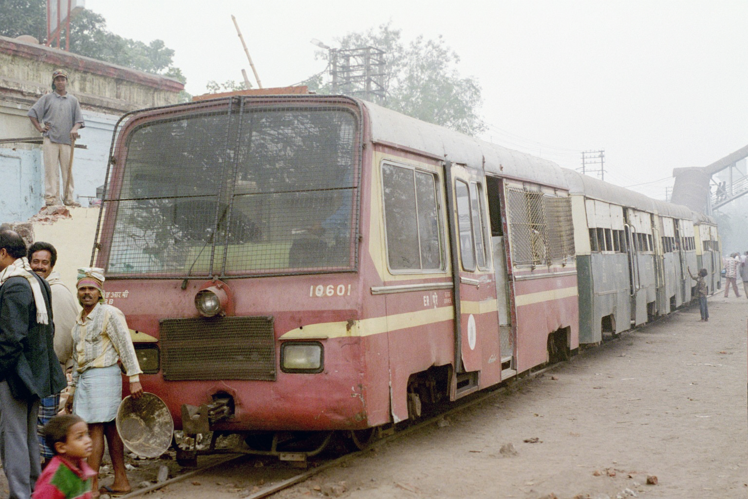 Barddhaman Jn. Decrepit DMU