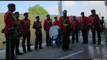 017_BAND TROOP