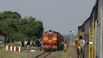 Another Crossing was held at Binaiki Railway Station when Our Train Crossed Jabalpur Balaghat NG Passenger which also arrived be