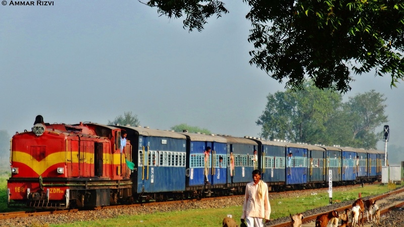 Nainpur - Balaghat N.G. passenger arriving Balaghat junction with ZDM 3A # 168 (AMMAR RIZVI)