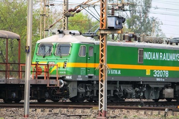 32078 NKJ