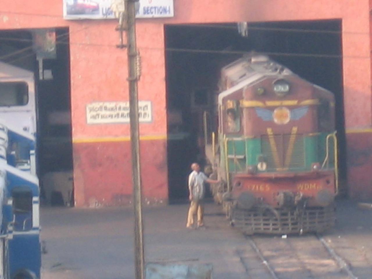 49 A closer view to Ratlam WDM2.jpg