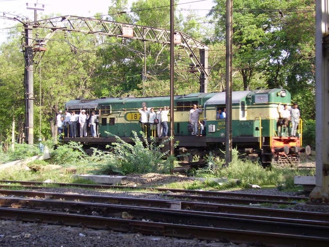 pune_shed_emp.jpg