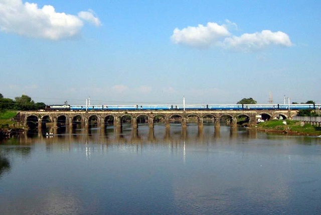 200509271622u.jpg