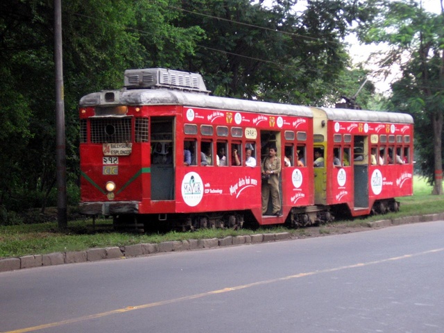 (Pic 2) kolkata_ tramways_red