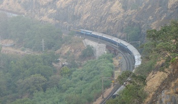 Visiting the Khandala Tunnel tops