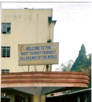 Darjeeling sign1