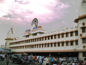 Varanasi_Station