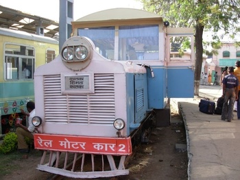 Rail Motor Car 101 at Kalka Rly Stn