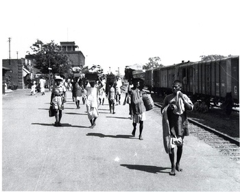 kharagpur_railway_station_1945.jpg