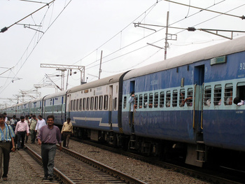 Gujarat_Express_JS_coach.jpg